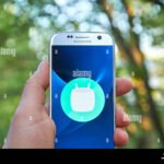 Cómo puedo verificar si hay una actualización de Android para mi teléfono
